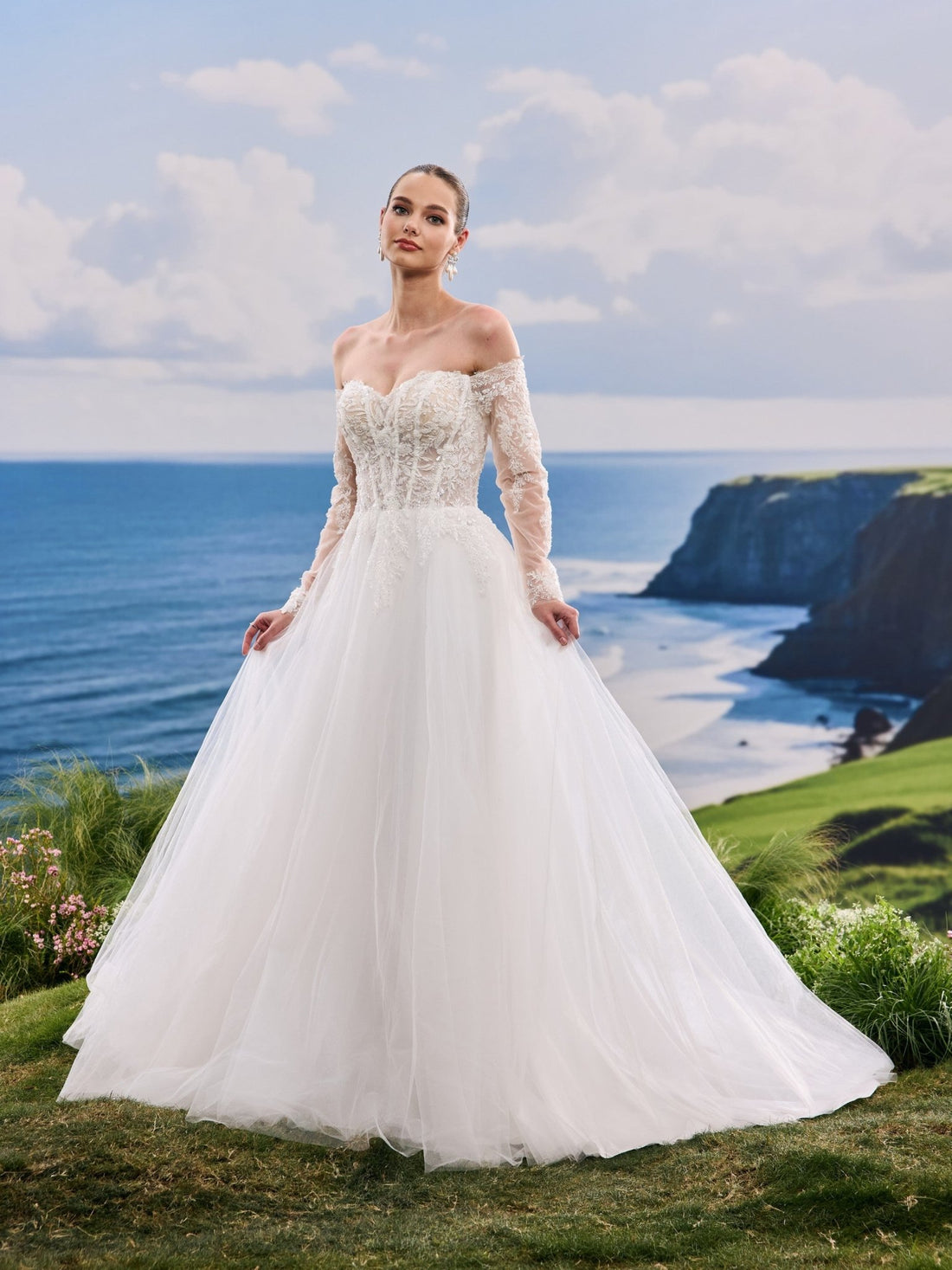 Quenara white wedding dress, front view