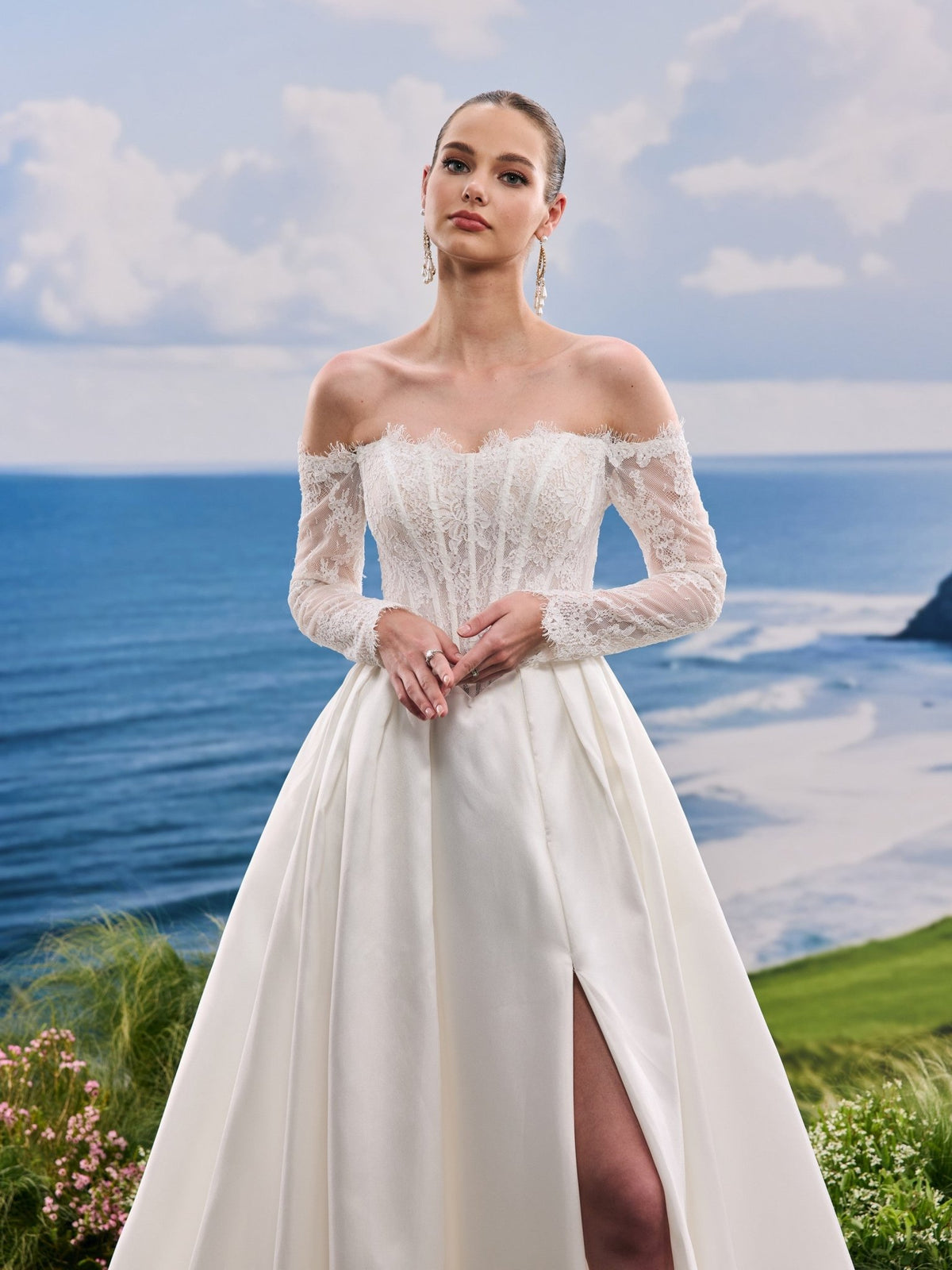 Quirielle white A-Line wedding dress, detail and alternate angle