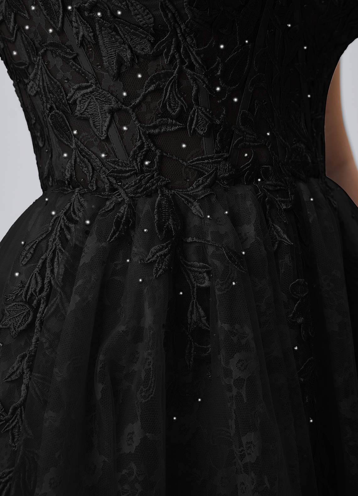 Raphinase A-Line Sweetheart Tulle Prom Dress in black