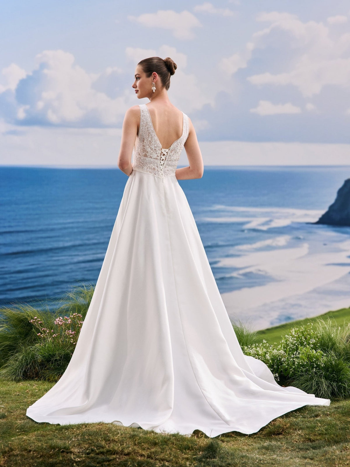 Ravellina white wedding dress, back view