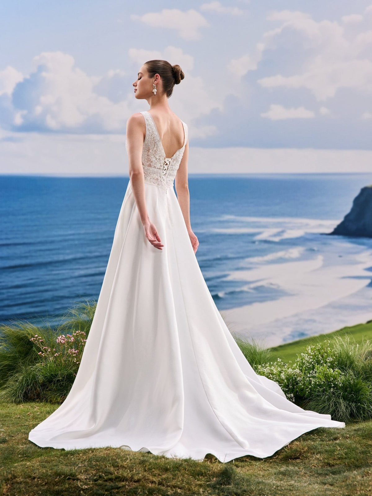 Ravellina white wedding dress, back view