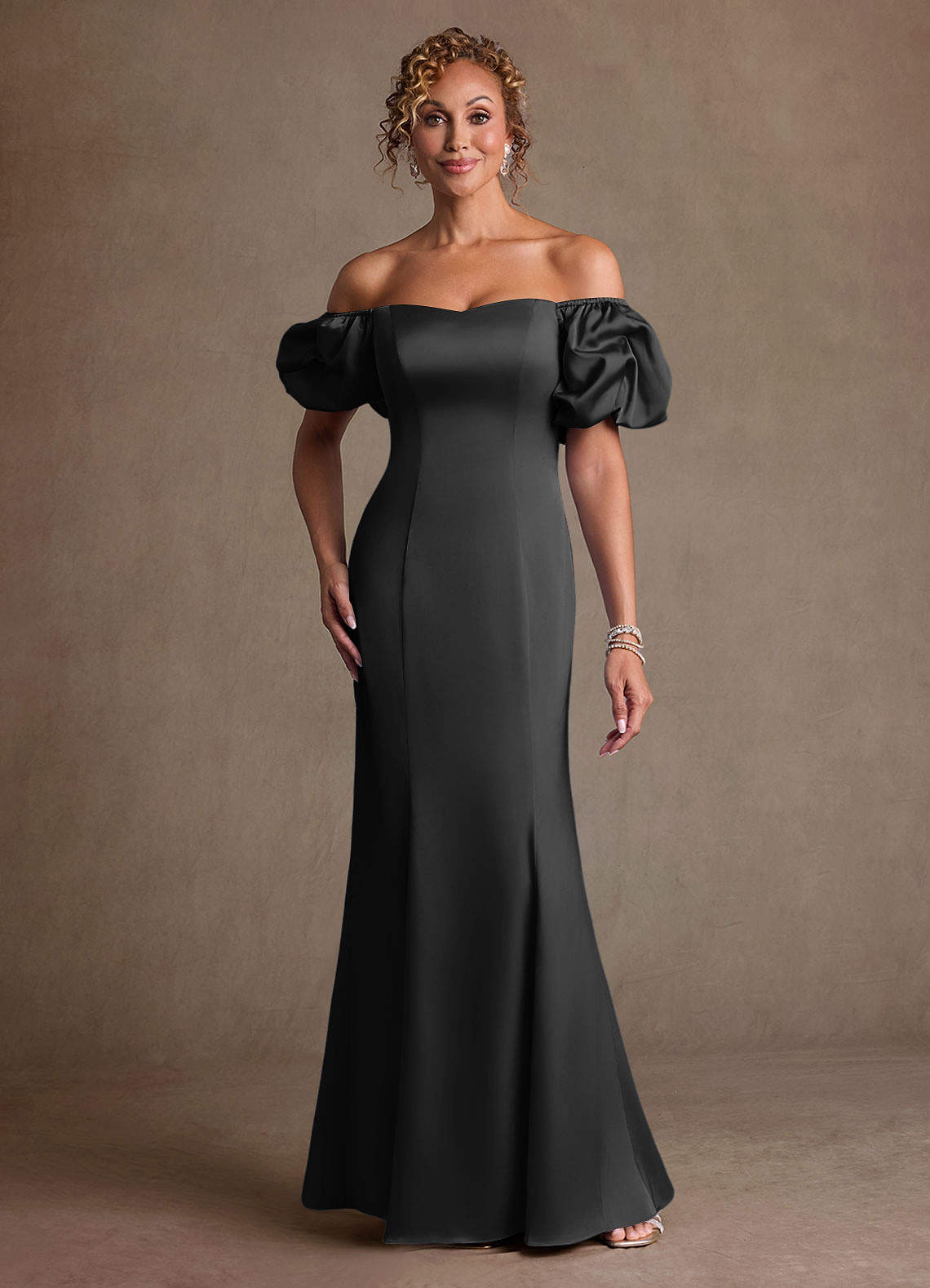 Redding Sheath Sweetheart Stretch Satin Mother of the Bride Dress in black