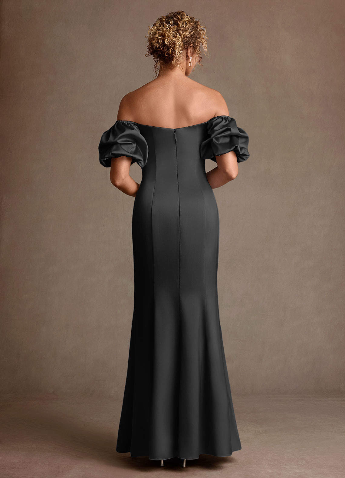 Redding Sheath Sweetheart Stretch Satin Mother of the Bride Dress in black