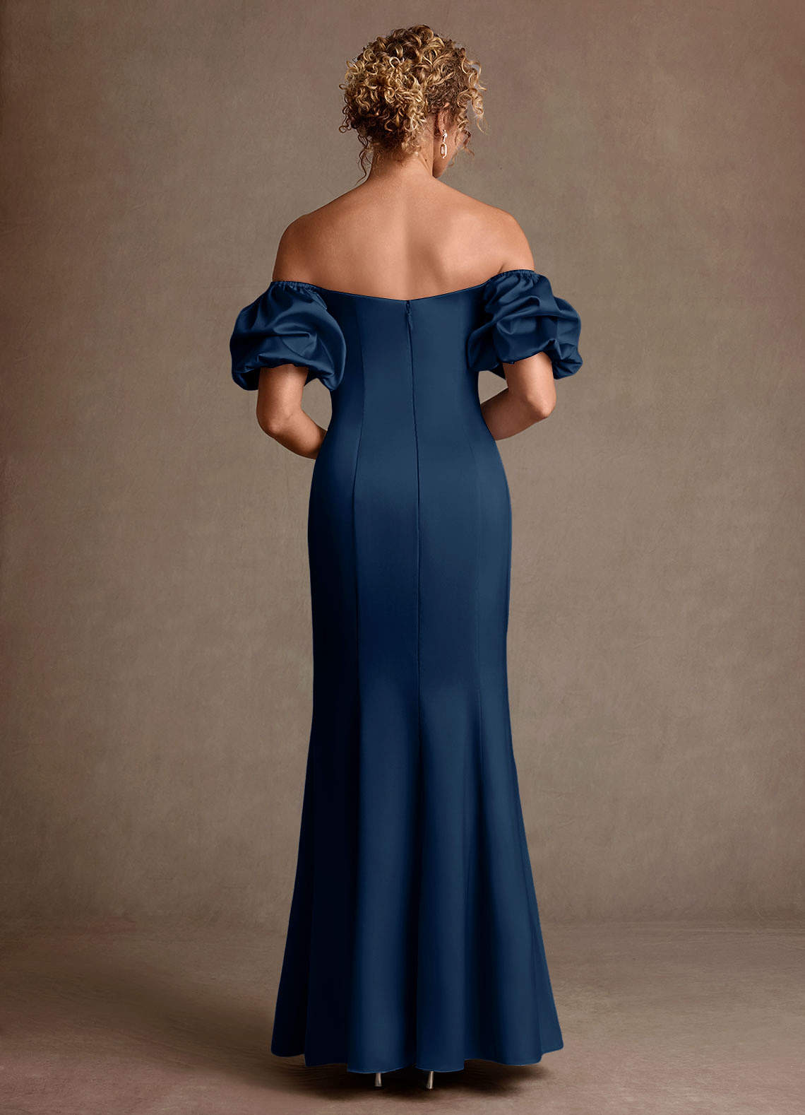 Redding Sheath Sweetheart Stretch Satin Mother of the Bride Dress in Dark Navy