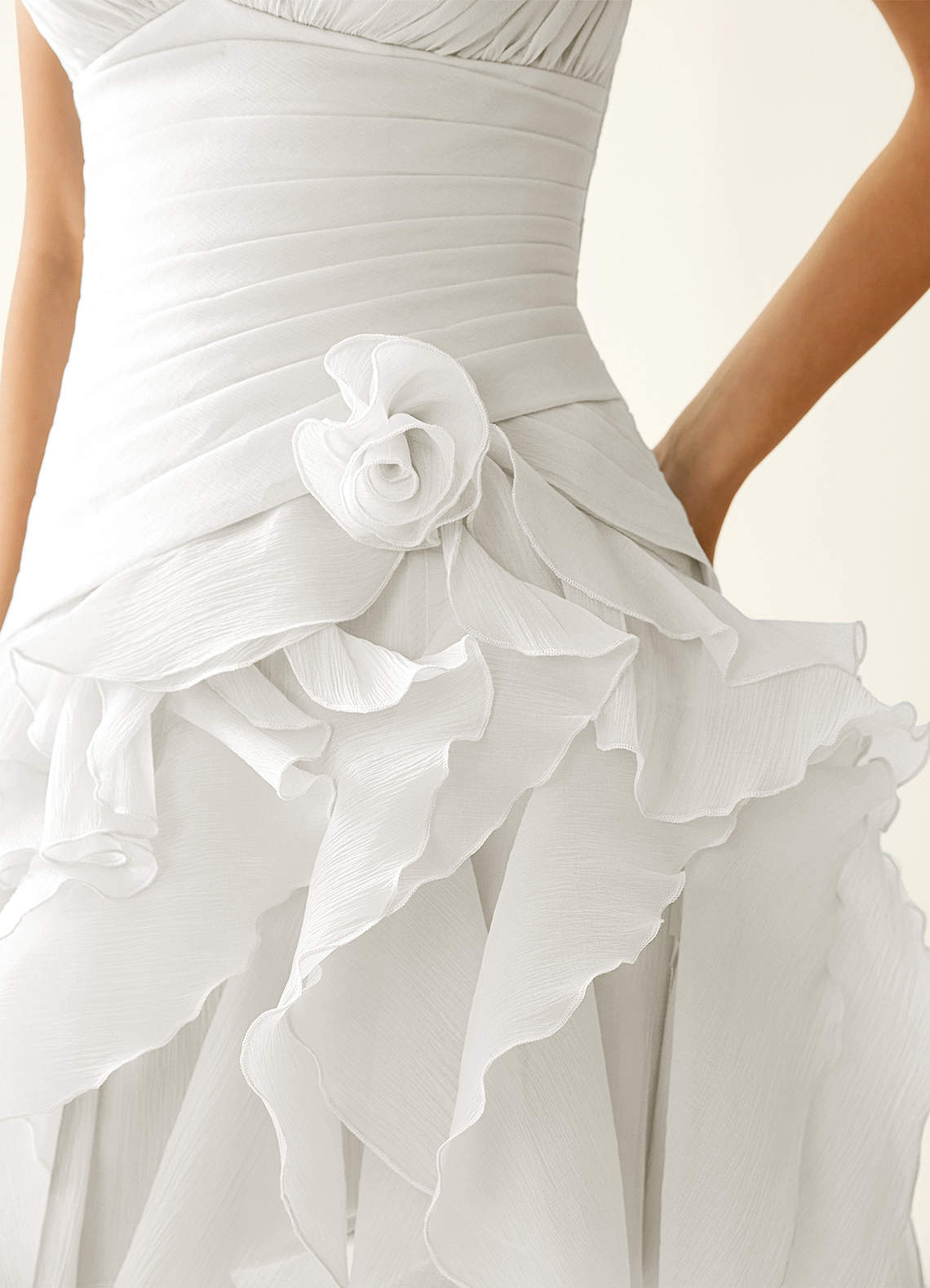 Rentina A-Line Mini Sweetheart Tiered Tulle Prom Dress in White