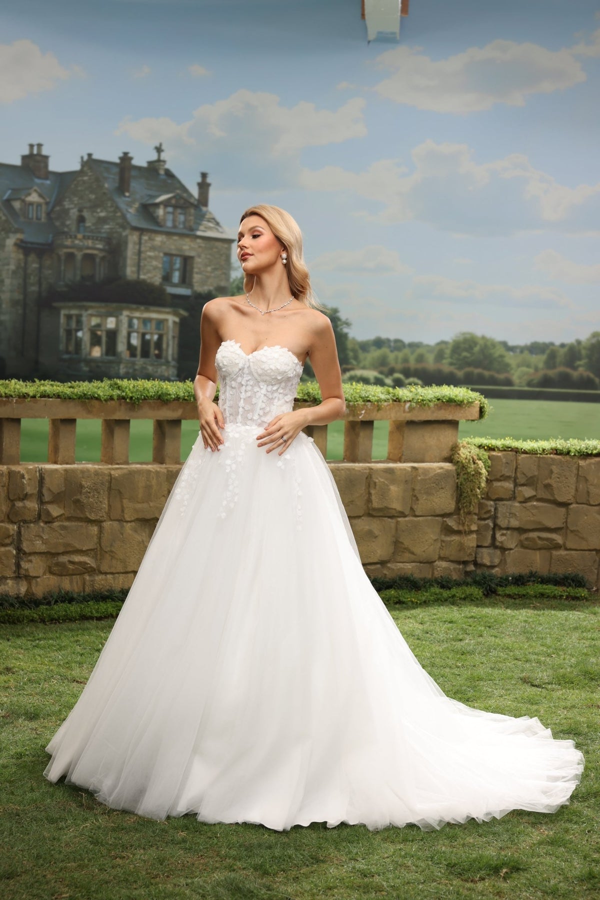 Riva white wedding dress detail view 6