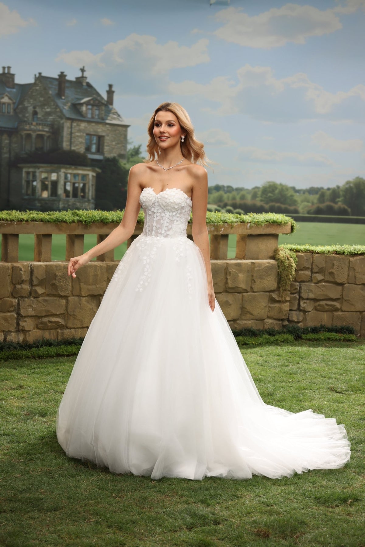 Riva white wedding dress detail view 7
