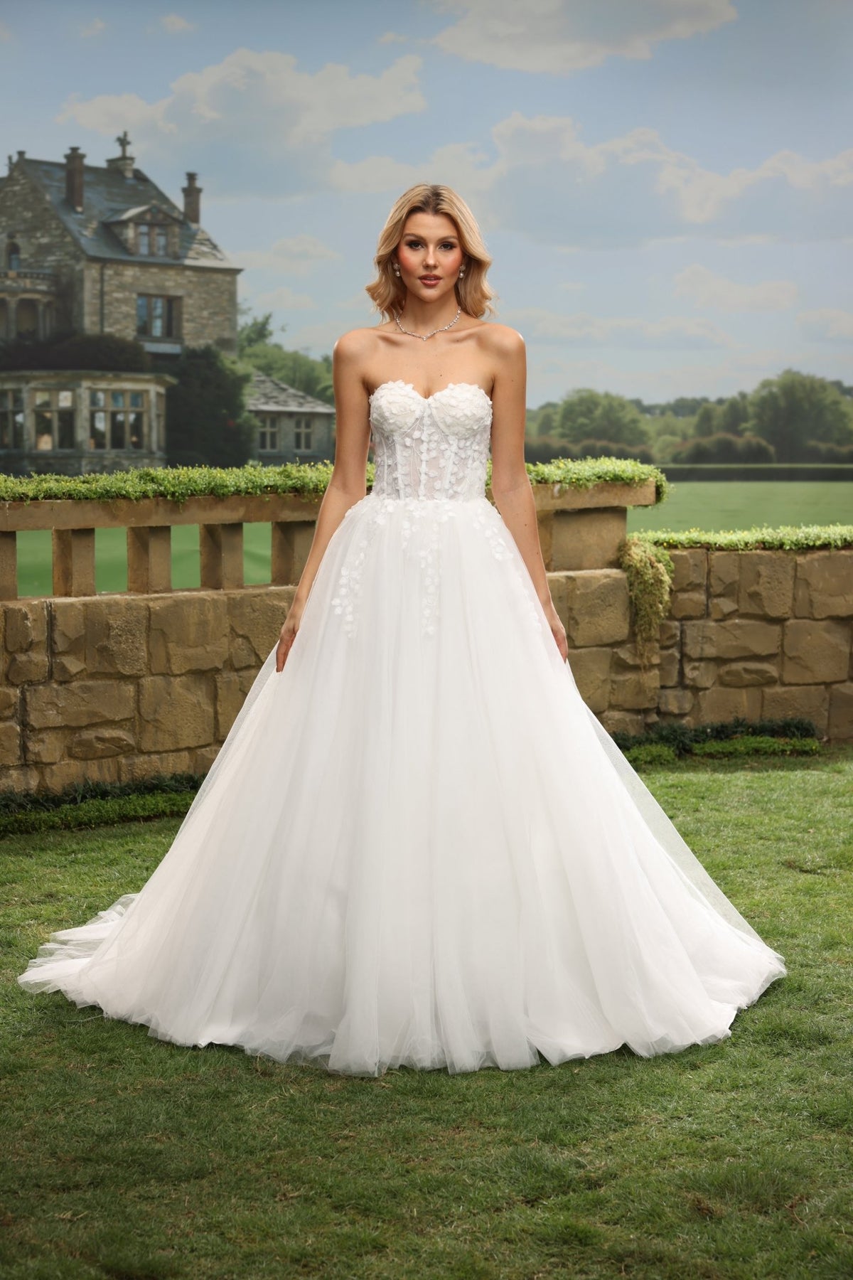 Riva white wedding dress detail view 2