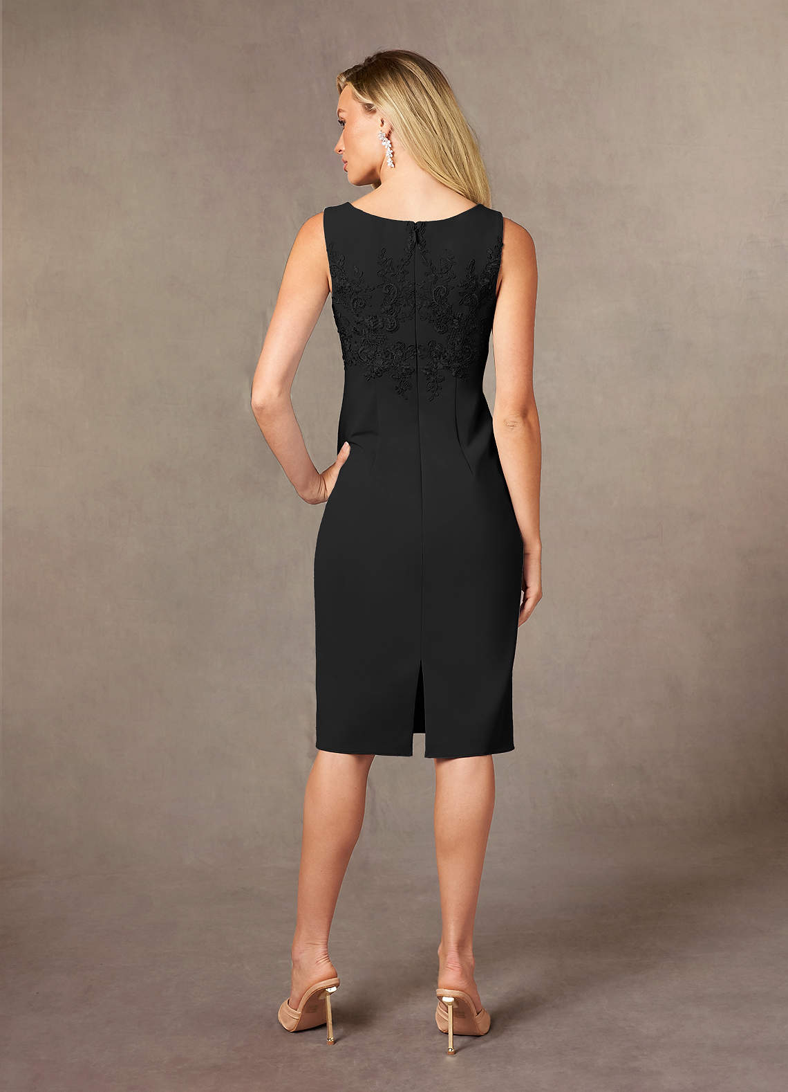 Ryne Sheath Scoop-Neck Lace and Stretch Crepe Mother of the Bride Dress in black