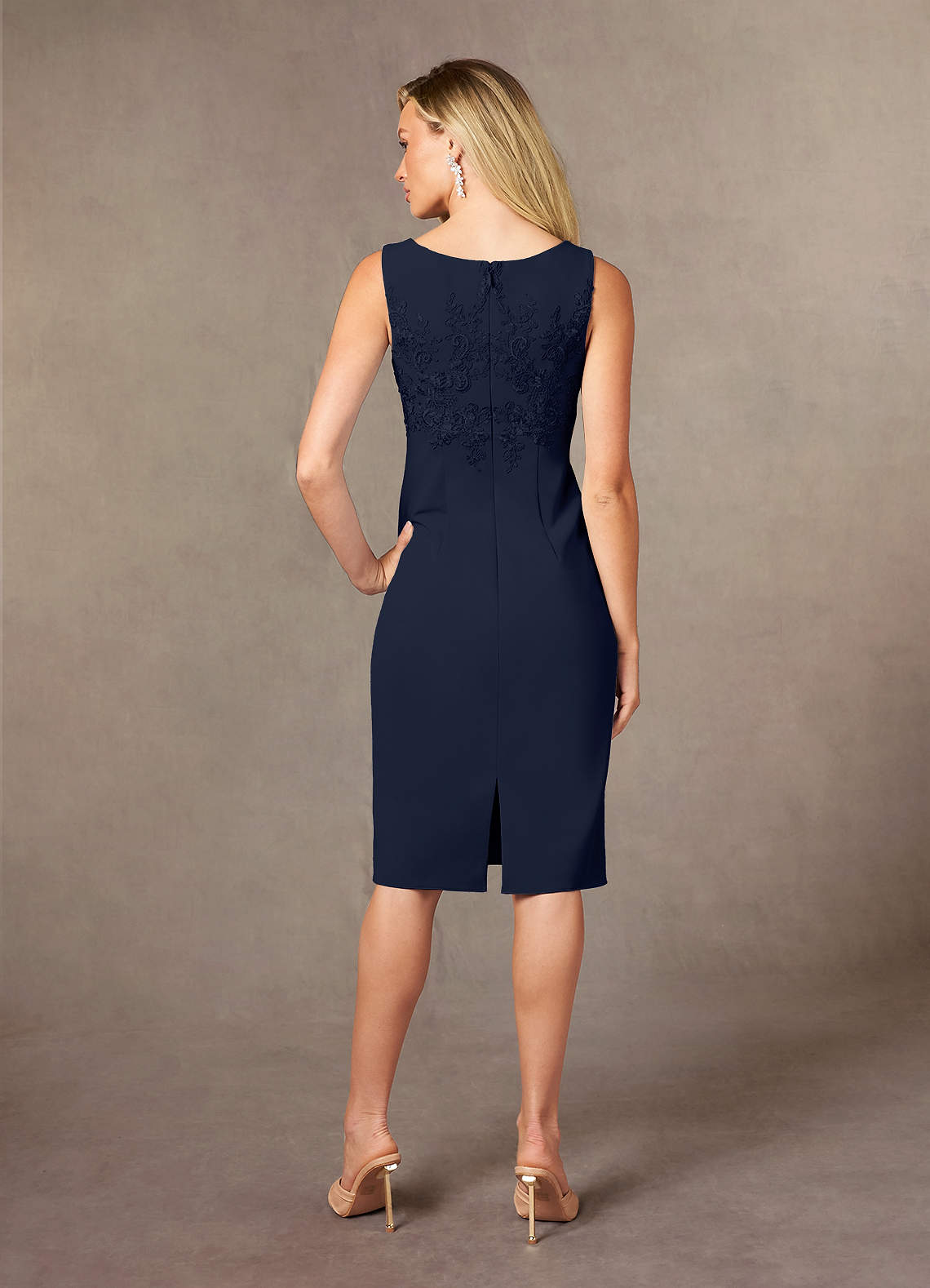 Ryne Sheath Scoop-Neck Lace and Stretch Crepe Mother of the Bride Dress in Dark Navy