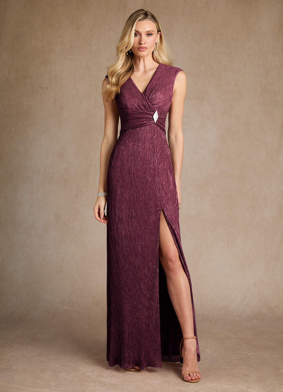 Salem A-Line V-Neck Metallic Mesh Mother of the Bride Dress in Berry