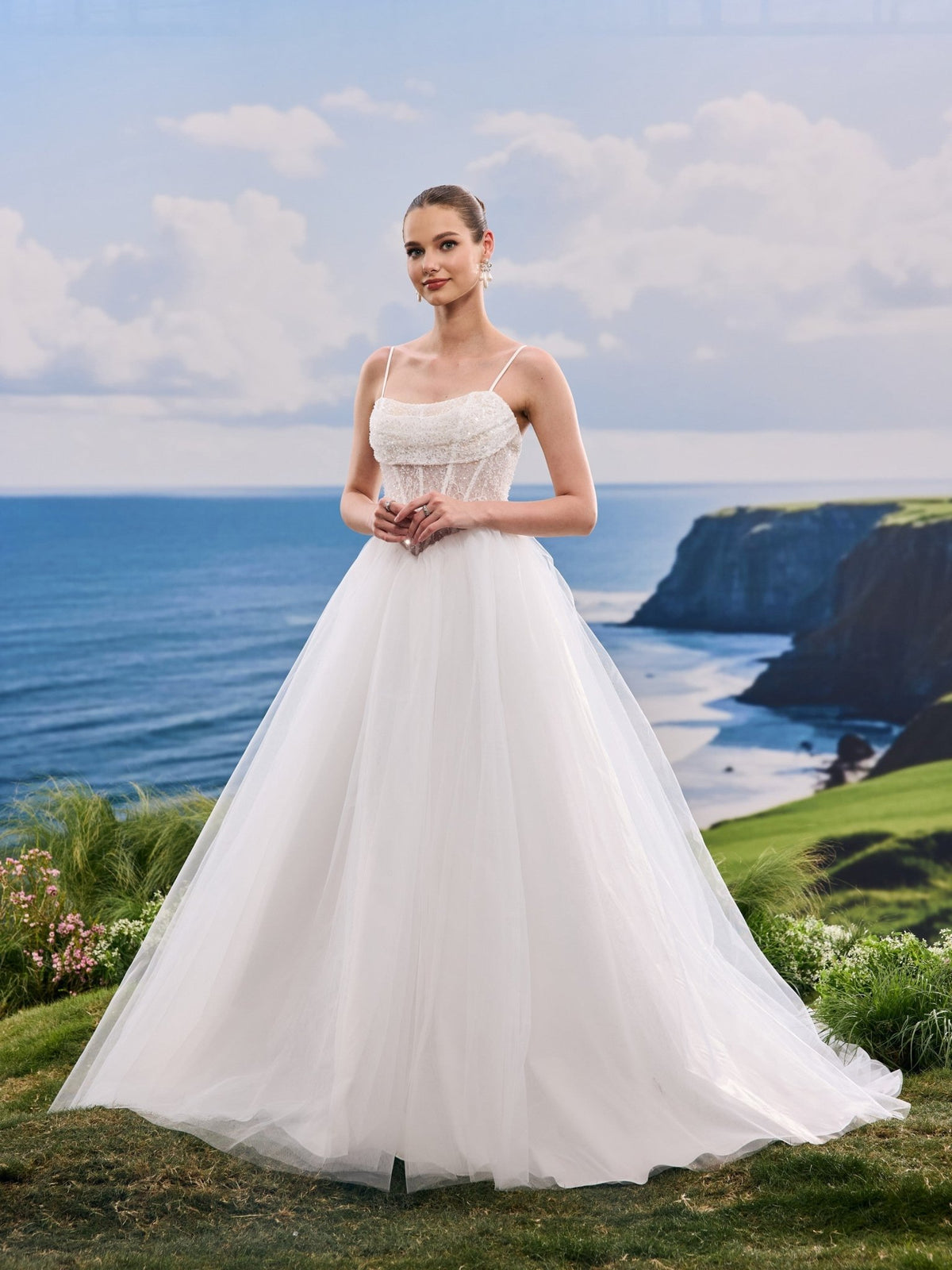Solivelle white wedding dress, front view