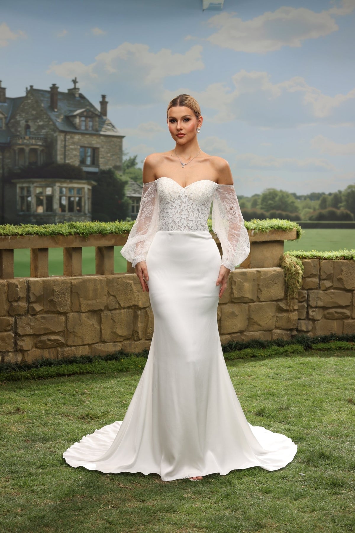 Nira white wedding dress side view 2