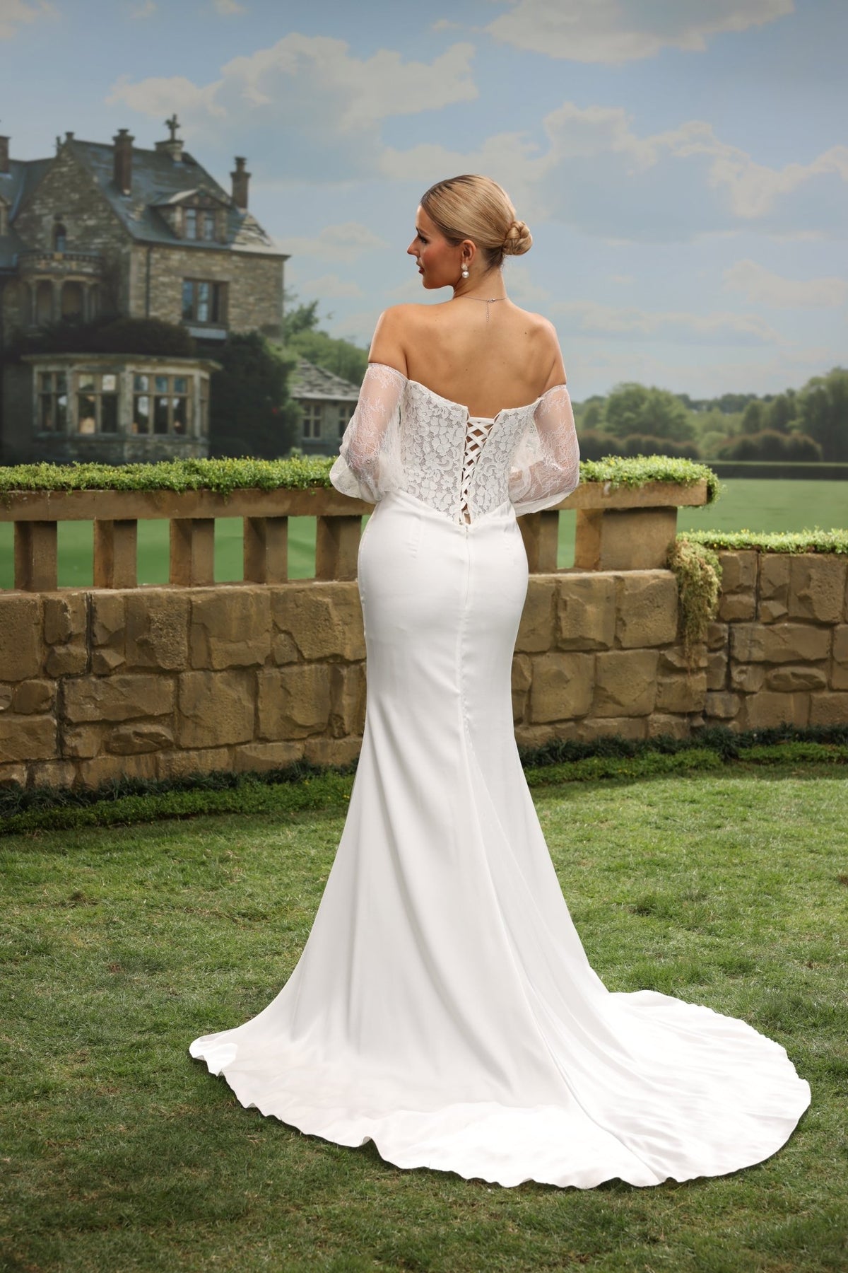 Nira white wedding dress back view 5
