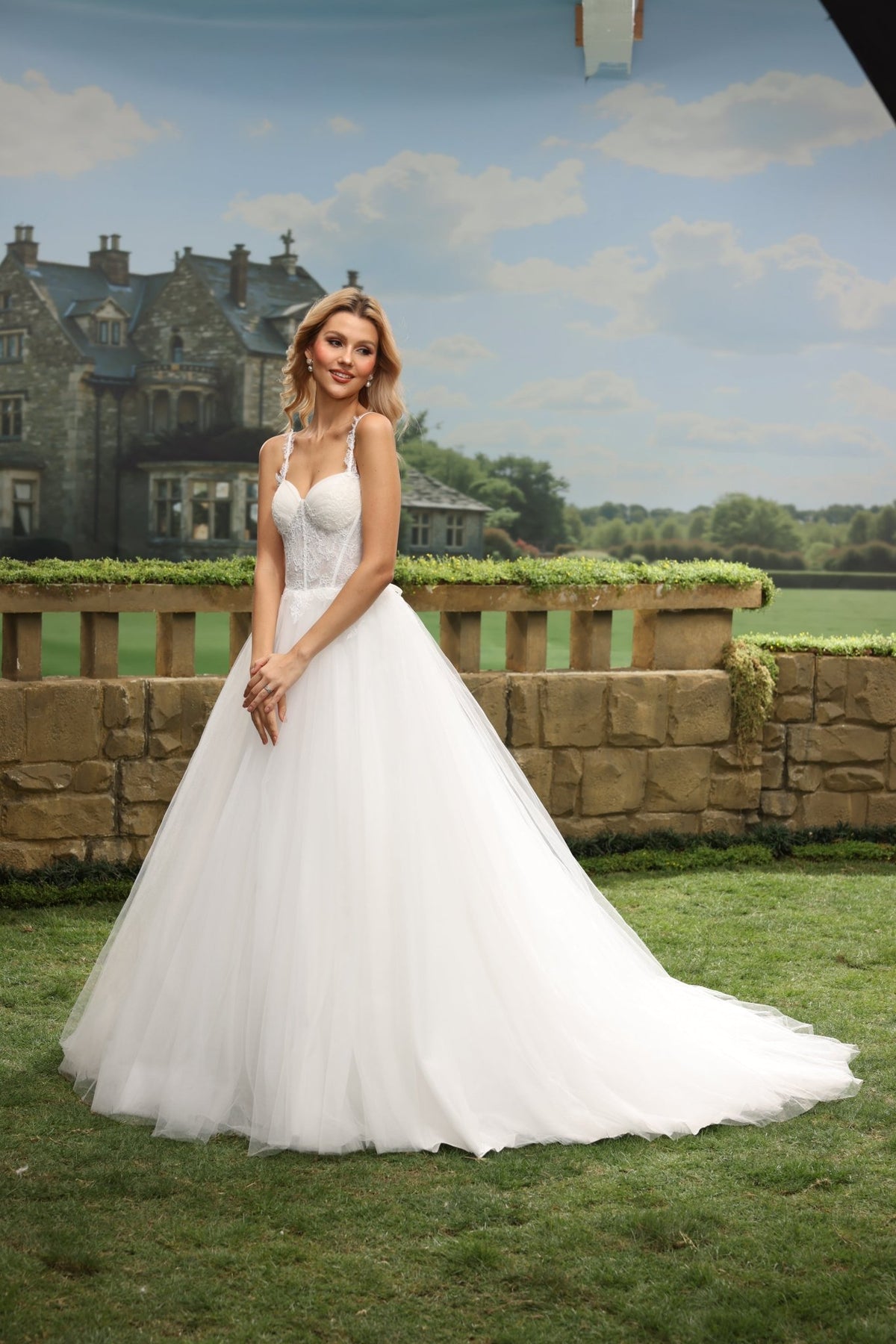 Talia white wedding dress detail view 9