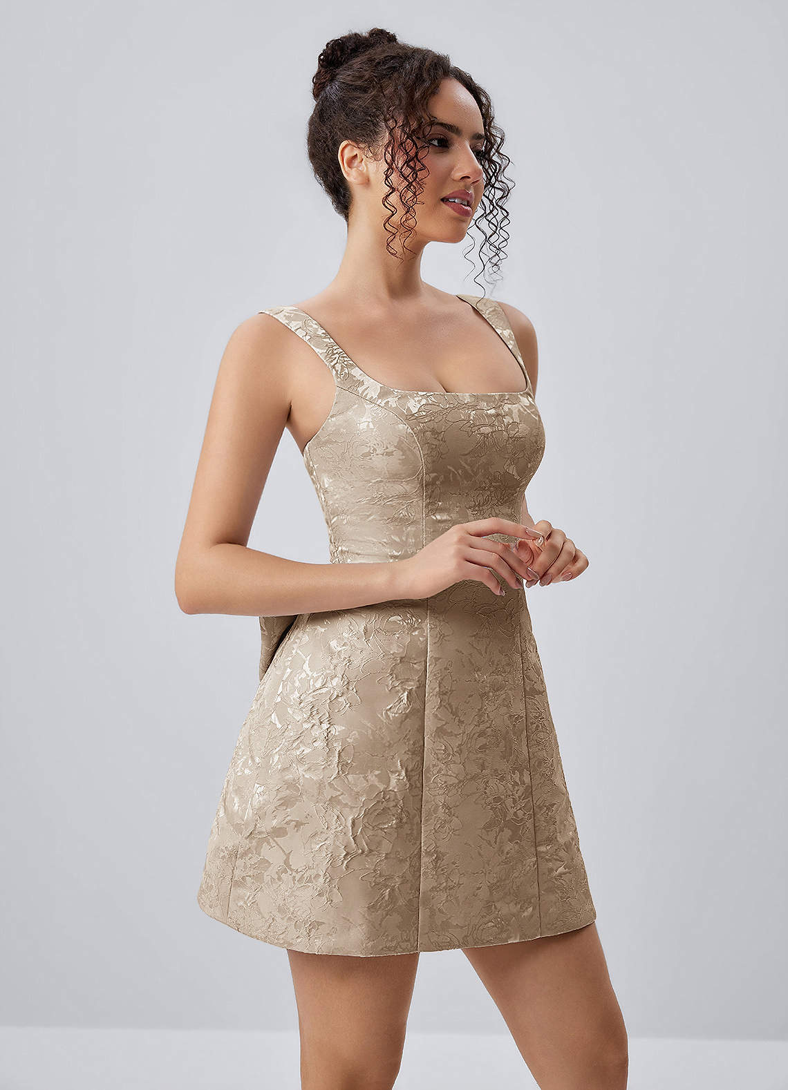 Thalassiana A-Line Square-Neck Floral Jacquard Prom Dress in Light Apricot