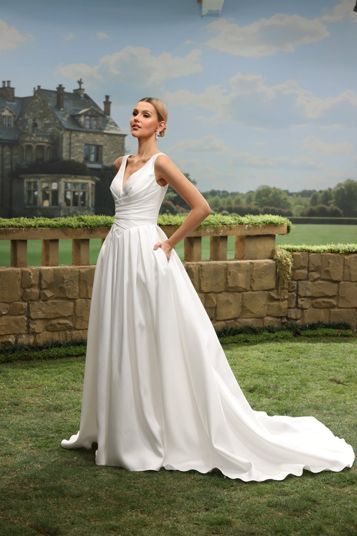Vela A-Line V-Neck wedding dress — design detail 10