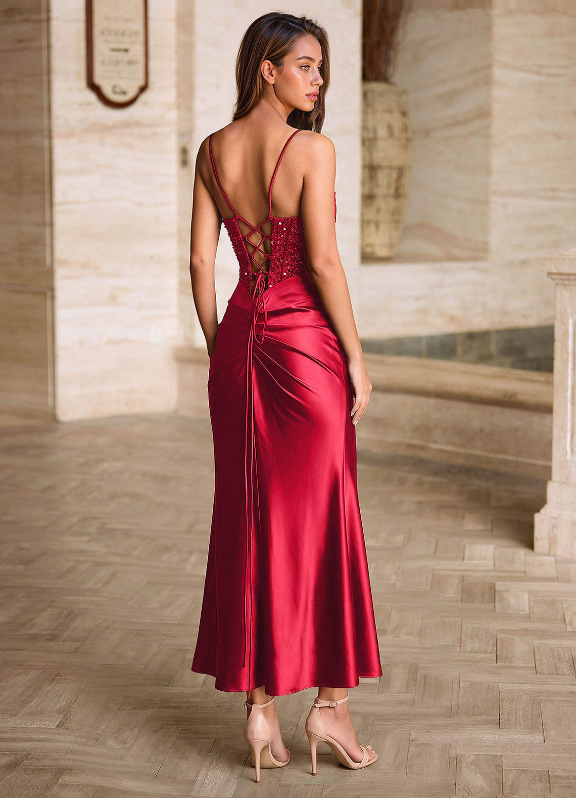 Viviannella Mermaid Square-Neck Stretch Satin Prom Dress in Red