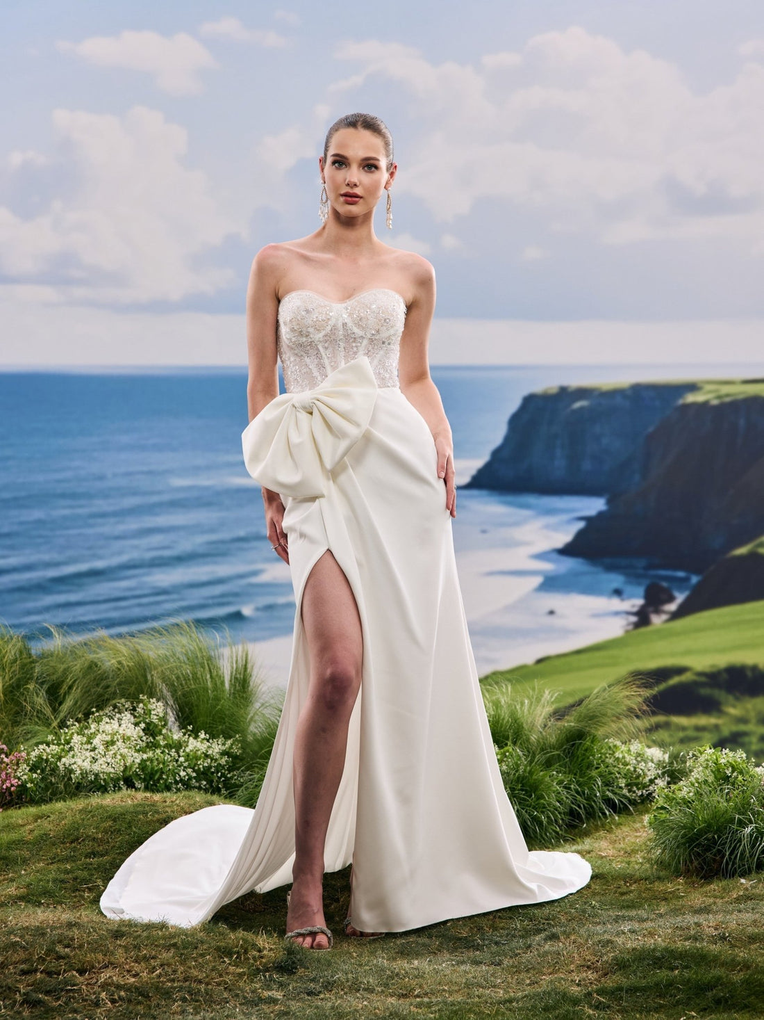 Ysola white wedding dress, front view